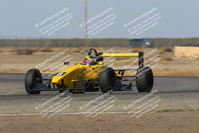 media/Oct-29-2022-CalClub SCCA (Sat) [[e05833b2e9]]/Race Group 2/Qualifying (Sweeper)/